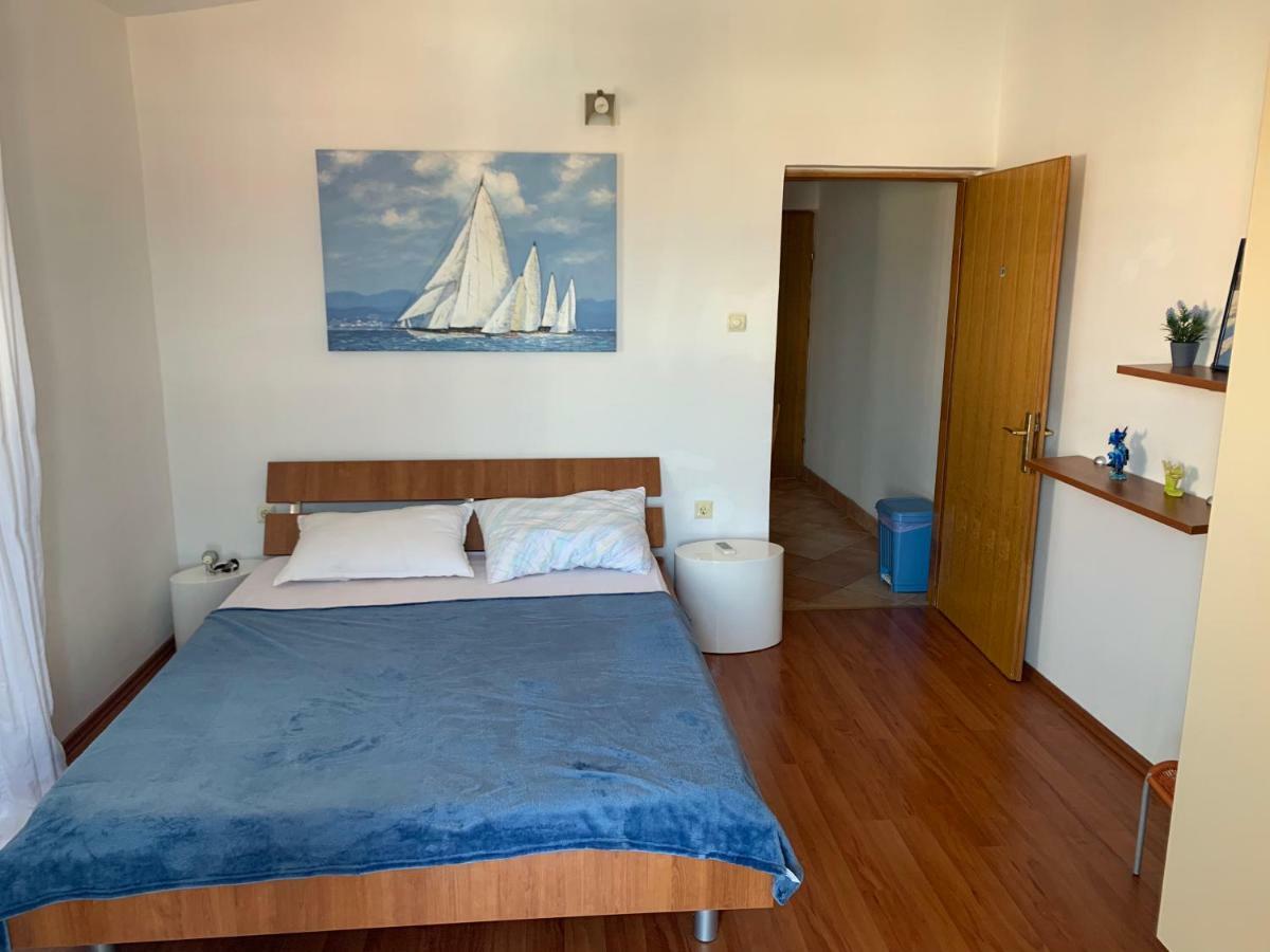 Appartement Danijel à Vir Extérieur photo